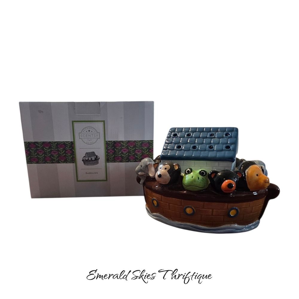 SCENTSY BUDDIES ARK WARMER NOAH'S ARK - 2016 - Retired. Free shipping